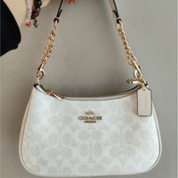 Glacier White (Gift Box Packaging)
