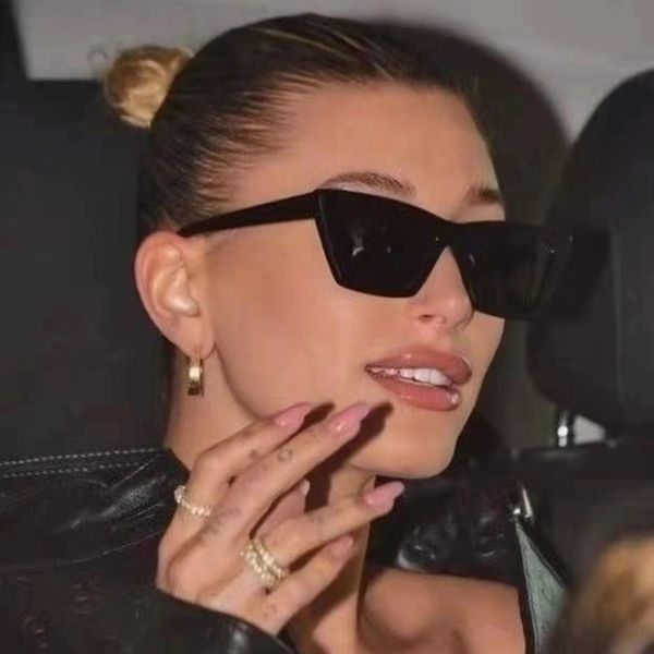 designer sunglasses for Women cat eye casual thin mirror legs frame Fine flat lenses Beach Sun Glasses Retro Frame